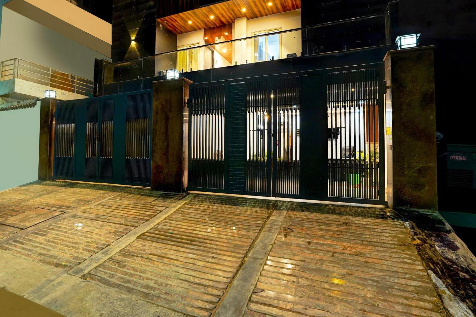 Hotel Super Townhouse Sector 104 Noida Zewnętrze zdjęcie