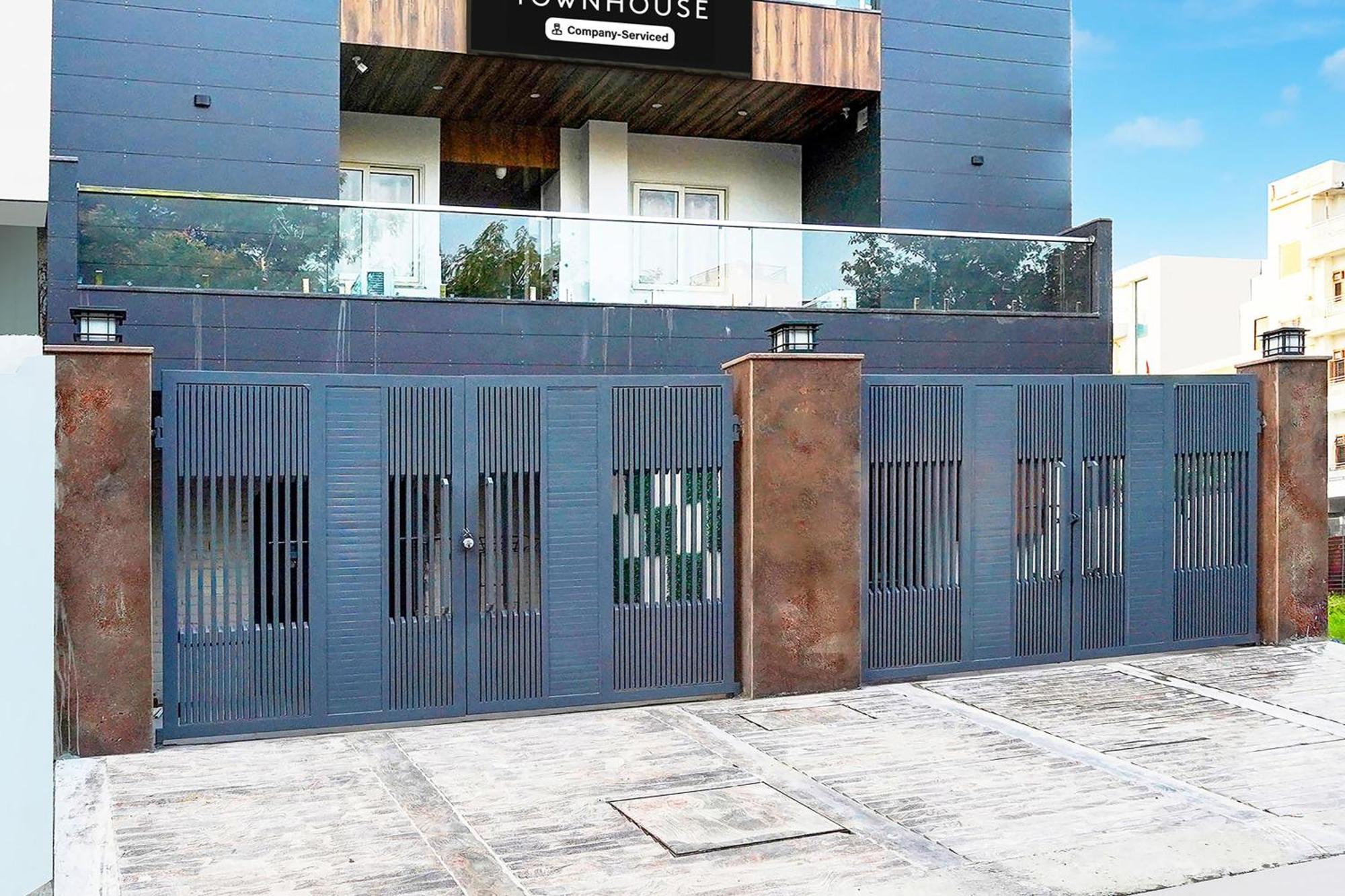 Hotel Super Townhouse Sector 104 Noida Zewnętrze zdjęcie